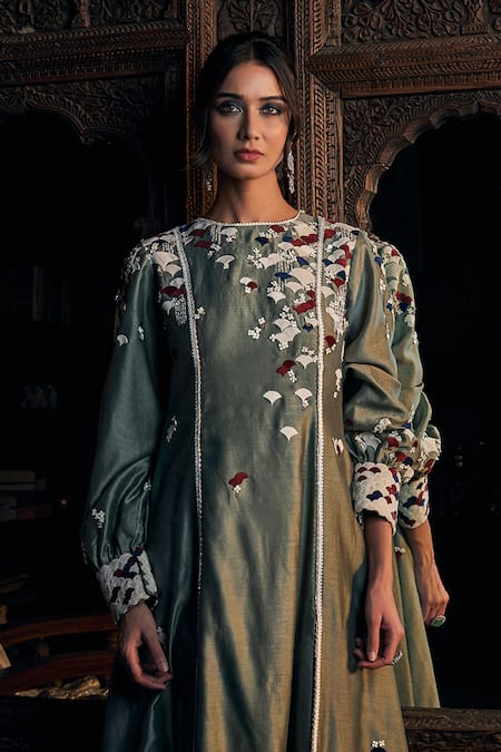 Sahil Kochhar Embroidered Chanderi Kurta Pant Set 