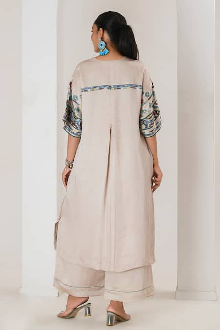 Saahiil Kapoor Champagne Embroidered Kurta & Pant Set 