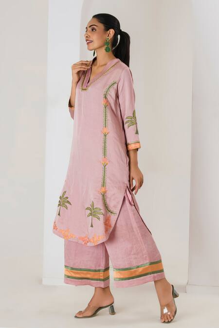 Saahiil Kapoor_Pink Linen, Satin Embroidery V-neck Dusty Rose Kurta And Pant Set _Online_at_Aza_Fashions