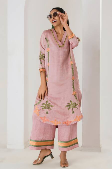 Buy_Saahiil Kapoor_Pink Linen, Satin Embroidery V-neck Dusty Rose Kurta And Pant Set _Online_at_Aza_Fashions