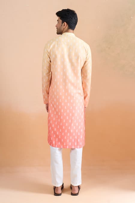 Arihant Rai Sinha Shaded Peach Digital Print Kurta Set 