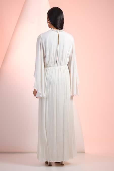 Mandira Wirk Resort Off White Solid Chiffon Dress 