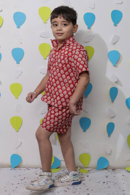 Tiny Colour_Red Cotton Printed Shirt And Shorts Co-ord Set _Online_at_Aza_Fashions