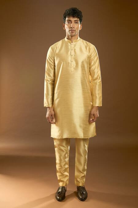 Arihant Rai Sinha Pink Silk Sequins, Embroidery Bundi And Kurta Set at Aza Fashions Arihant Rai Sinha_Pink Silk Sequins, Embroidery Bundi And Kurta Set _at_Aza_Fashions