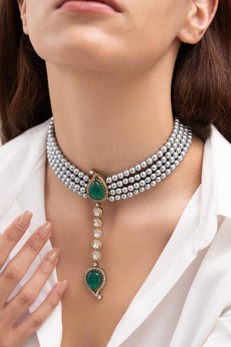 Buy Joules By Radhika Green Avarna Embellished Choker at Aza Fashions Buy_Joules By Radhika_Green Avarna Embellished Choker _at_Aza_Fashions