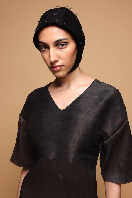 Somya Goyal_Black Silk, Polyester V-neck Handmade Blush Dress _Online_at_Aza_Fashions