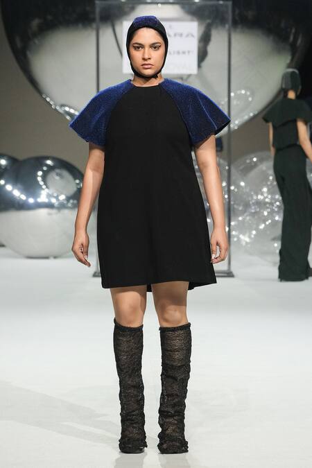 Somya Goyal Raglan Dress With Blue Cape 