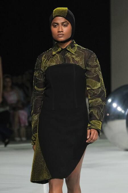 Somya Goyal_Black Viscose, Polyester, Spandex Embroidery Collared Slant Dress _Online_at_Aza_Fashions