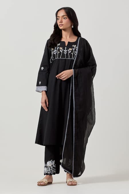 Priya Chaudhary Black Cotton Embroidery Split V-neck Machine Kurta Set 