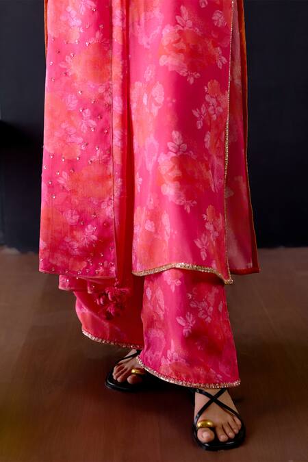 Deep Thee_Fuchsia Crepe, Silk, Organza Sequins Round Neck Pink Floral Print Kurta Set _at_Aza_Fashions