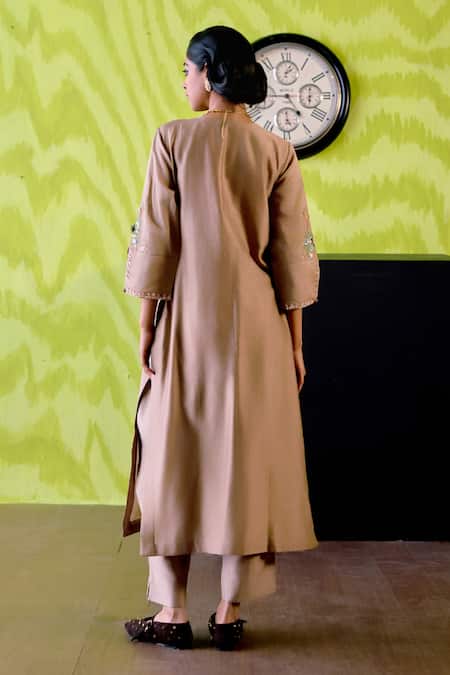 Deep Thee Mocha Chanderi Straight Kurta & Pant Set 