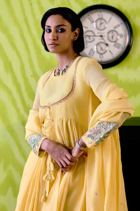 Deep Thee_Yellow Chanderi Cut Work, Embroidery Round Neck Buttercup Anarkali Set _Online_at_Aza_Fashions
