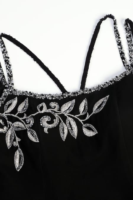 Buy_Pooja Peshoria_Black Georgette, Satin Sequins, Embroidery Square Neck Hand Kurta Set _Online_at_Aza_Fashions