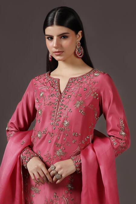 Buy_Pooja Peshoria_Pink Silk, Organza Sequins, Crystals, Cut Work Royal Hand Embroidered Kurta Set _Online_at_Aza_Fashions
