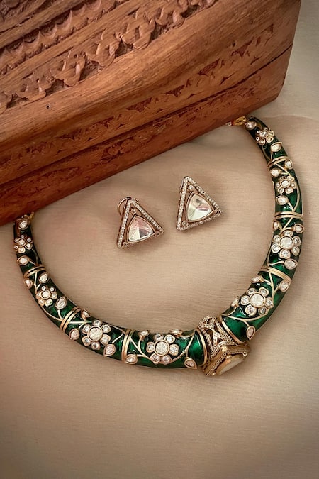Saga Jewels Green Designer Necklace & Earring Set 