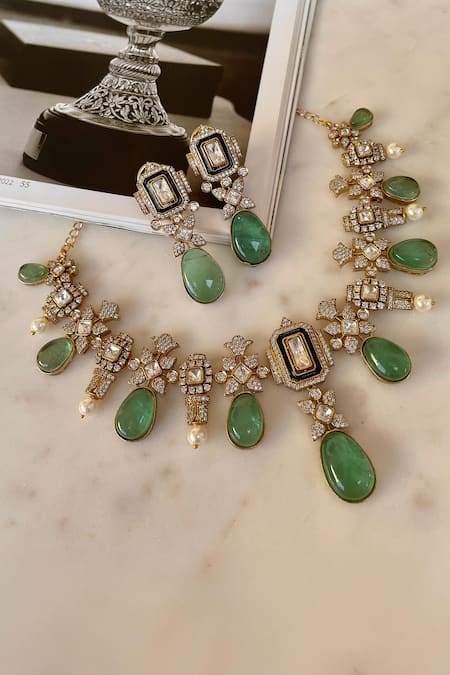 Saga Jewels Designer Green Necklace & Earring Set 