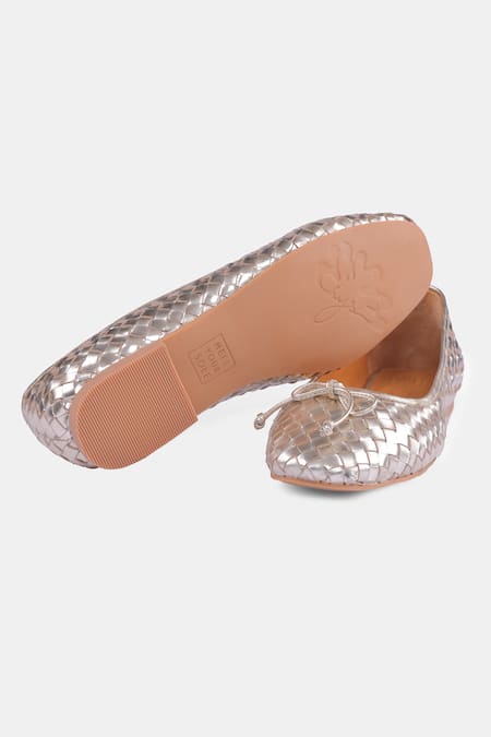 Heel Your Sole Bree Woven Gold Ballerina Shoes 
