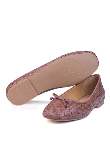Heel Your Sole_Brown Bree Woven Ballerina Shoes _at_Aza_Fashions