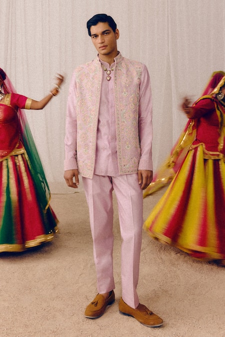 Amaare Gor Boli Nehru Jacket Set 