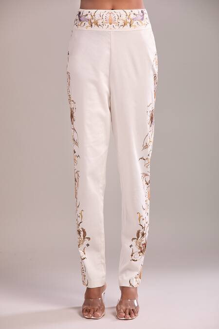 Shop AK-OK White Embroidery Round Neck Kurta And Pant Set Shop_AK-OK_White Embroidery Round Neck Kurta And Pant Set