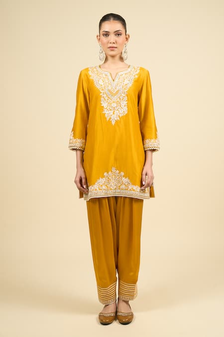 Sheetal Batra Yellow Cotton Embroidery Split V-neck Mustard Short Kurta Salwar Set Online at Aza Fashions Sheetal Batra_Yellow Cotton Embroidery Split V-neck Mustard Short Kurta Salwar Set _Online_at_Aza_Fashions
