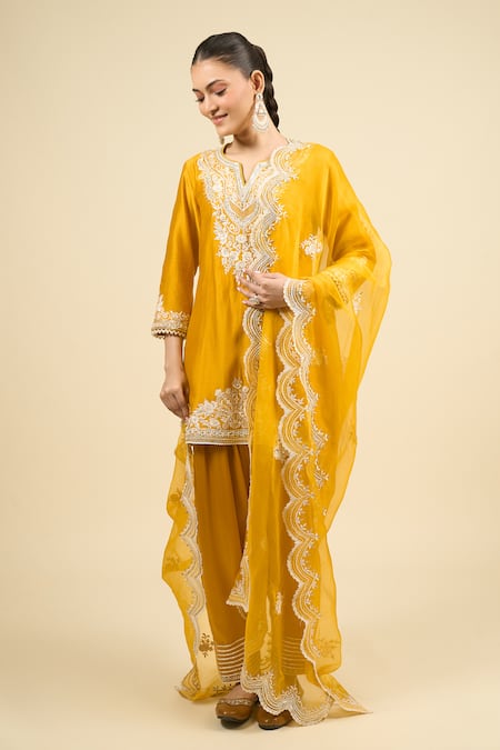 Sheetal Batra Yellow Cotton Embroidery Split V-neck Mustard Short Kurta Salwar Set at Aza Fashions Sheetal Batra_Yellow Cotton Embroidery Split V-neck Mustard Short Kurta Salwar Set _at_Aza_Fashions