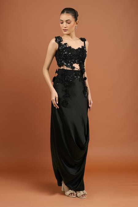 Anamika Khanna Black Embroidered Skirt Set 