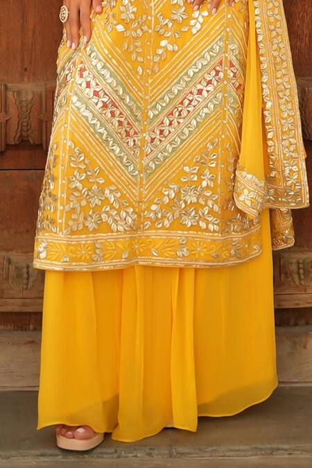 Buy_Shian_Yellow Georgette Sequins, Embroidery Round Neck Kurta Sharara Set _Online_at_Aza_Fashions