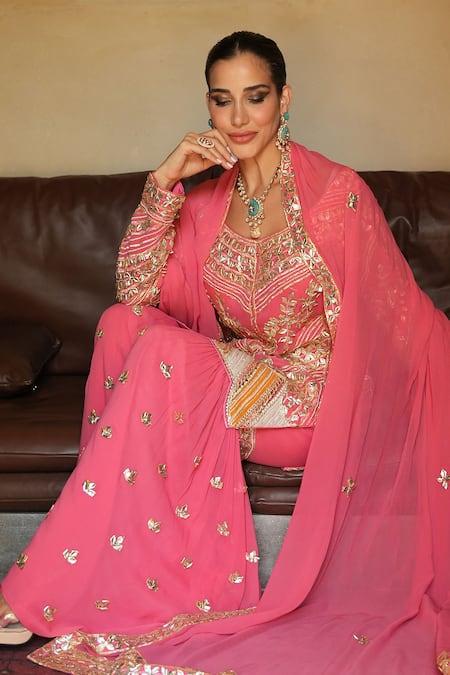 Shian Gajri Pink Embroidered Kurta Gharara Set 