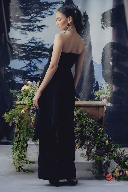 Pocket Stories Asymmetric Black Top & Flap Pants Set 