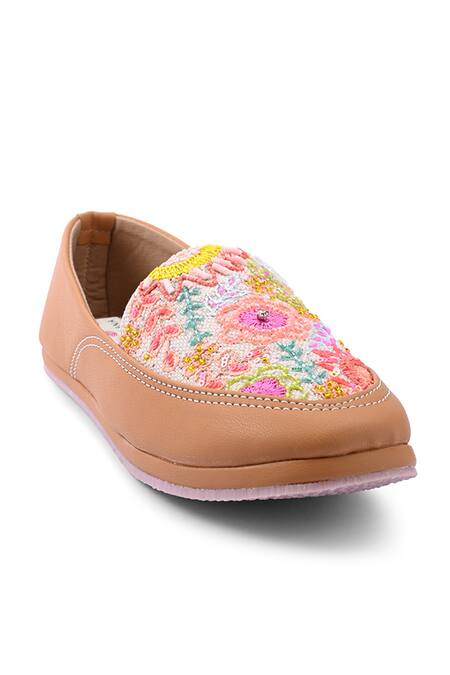 Doriaana_Beige Brown Goblet Designer Shoes _Online_at_Aza_Fashions