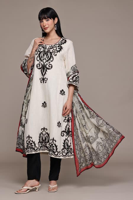 Buy Ritu Kumar Black Cotton Embroidery Round Neck Ecru Inlay Kurta Set With Pant And Dupatta Online at Aza Fashions Buy_Ritu Kumar_Black Cotton Embroidery Round Neck Ecru Inlay Kurta Set With Pant And Dupatta _Online_at_Aza_Fashions
