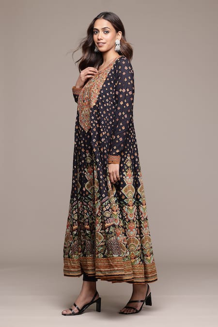 Ritu Kumar Black Cotton, Viscose, Lycra Gopuram Kurta Set With Leggings And Dupatta Online at Aza Fashions Ritu Kumar_Black Cotton, Viscose, Lycra Gopuram Kurta Set With Leggings And Dupatta _Online_at_Aza_Fashions