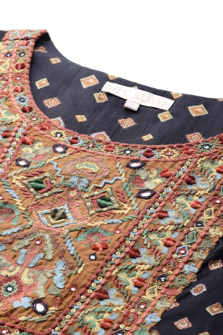 Buy Ritu Kumar Black Cotton, Viscose, Lycra Gopuram Kurta Set With Leggings And Dupatta Buy_Ritu Kumar_Black Cotton, Viscose, Lycra Gopuram Kurta Set With Leggings And Dupatta