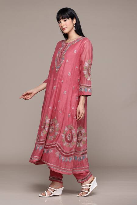 Buy Ritu Kumar Pink Cotton, Silk, Viscose Embroidery Round Neck Piera Solid Kurta Set Online at Aza Fashions Buy_Ritu Kumar_Pink Cotton, Silk, Viscose Embroidery Round Neck Piera Solid Kurta Set _Online_at_Aza_Fashions