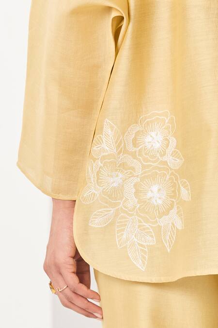 Buy_Sue Mue_Yellow Silk, Silk, Embroidery Mandarin Pastel Handwoven Set 