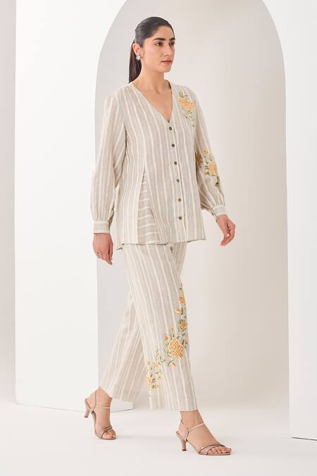 Sue Mue Gray Linen Embroidery V-neck Light Grey Co-ord Set Online at Aza Fashions Sue Mue_Gray Linen Embroidery V-neck Light Grey Co-ord Set _Online_at_Aza_Fashions