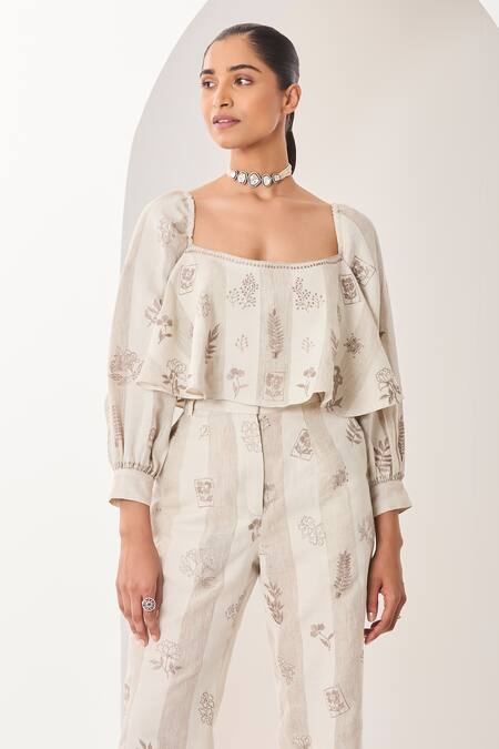 Buy Sue Mue Beige Linen Embroidery Square Neck Floral Co-ordinate Set Buy_Sue Mue_Beige Linen Embroidery Square Neck Floral Co-ordinate Set