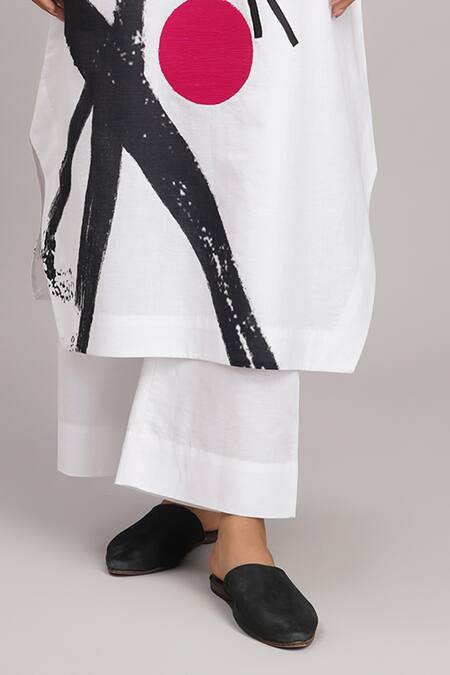 Taika By Poonam Bhagat White Linen Embroidery Round Neck Printed Tunic And Pant Set Online at Aza Fashions Taika By Poonam Bhagat_White Linen Embroidery Round Neck Printed Tunic And Pant Set _Online_at_Aza_Fashions