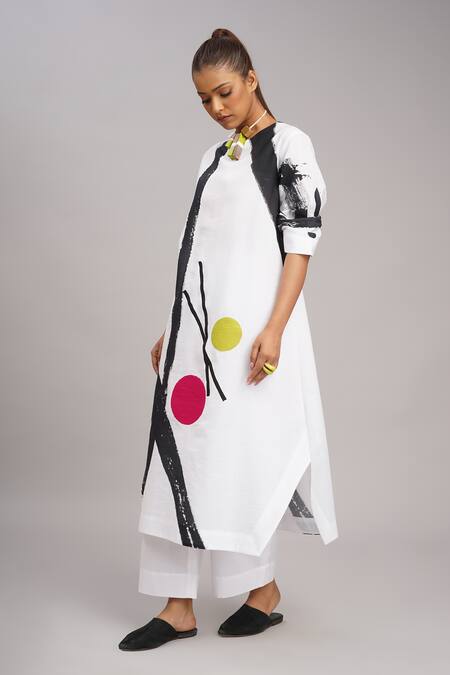 Buy Taika By Poonam Bhagat White Linen Embroidery Round Neck Printed Tunic And Pant Set Online at Aza Fashions Buy_Taika By Poonam Bhagat_White Linen Embroidery Round Neck Printed Tunic And Pant Set _Online_at_Aza_Fashions