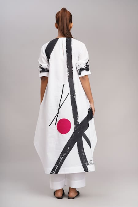 Shop Taika By Poonam Bhagat White Linen Embroidery Round Neck Printed Tunic And Pant Set at Aza Fashions Shop_Taika By Poonam Bhagat_White Linen Embroidery Round Neck Printed Tunic And Pant Set _at_Aza_Fashions