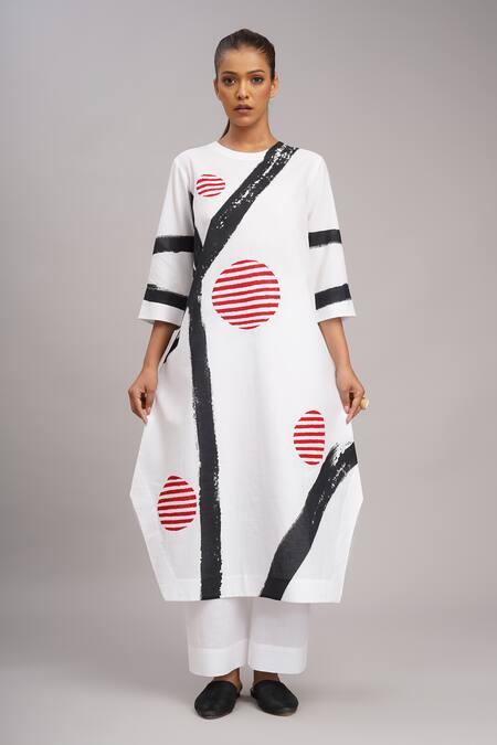 Taika By Poonam Bhagat White Linen Embroidery Round Neck Printed Tunic And Pant Set Online at Aza Fashions Taika By Poonam Bhagat_White Linen Embroidery Round Neck Printed Tunic And Pant Set _Online_at_Aza_Fashions