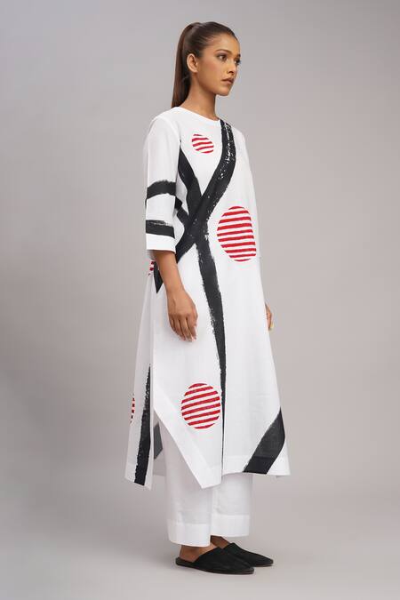 Shop Taika By Poonam Bhagat White Linen Embroidery Round Neck Printed Tunic And Pant Set Online at Aza Fashions Shop_Taika By Poonam Bhagat_White Linen Embroidery Round Neck Printed Tunic And Pant Set _Online_at_Aza_Fashions