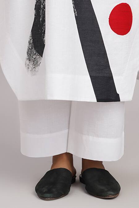 Taika By Poonam Bhagat White Linen Round Neck Printed Embroidered Tunic And Pant Set Online at Aza Fashions Taika By Poonam Bhagat_White Linen Round Neck Printed Embroidered Tunic And Pant Set _Online_at_Aza_Fashions