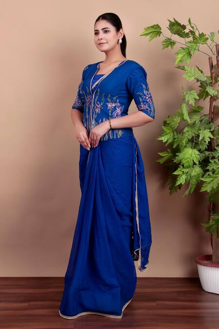 Buy_Nidhi Kejriwal_Blue Chiffon, Silk Embroidery, Sequins Round Royal Hand-printed Jacket Saree _Online_at_Aza_Fashions