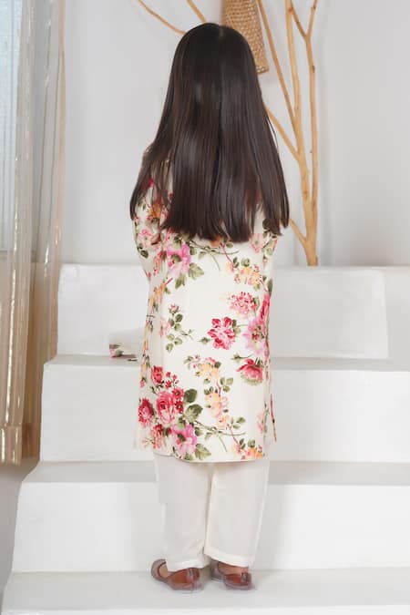 Mamma Plz Ivory Floral Printed Kurta Pajama Set 