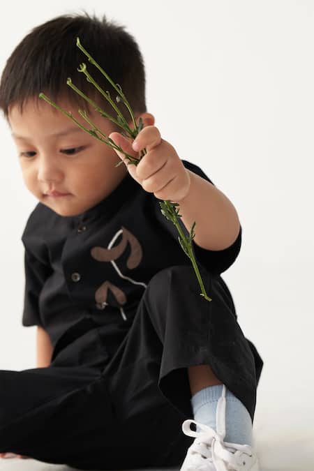 Buy Three Black Poplin Applique Poppy Shirt Online at Aza Fashions Buy_Three_Black Poplin Applique Poppy Shirt _Online_at_Aza_Fashions