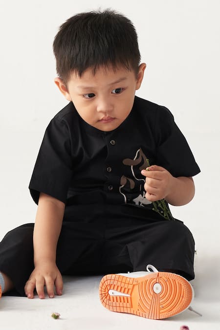 Shop Three Black Poplin Applique Poppy Shirt Online at Aza Fashions Shop_Three_Black Poplin Applique Poppy Shirt _Online_at_Aza_Fashions