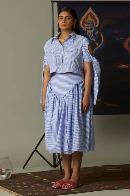 Quod Blue Cotton Collared Cropped Tie-up Sleeves Shirt Online at Aza Fashions Quod_Blue Cotton Collared Cropped Tie-up Sleeves Shirt _Online_at_Aza_Fashions