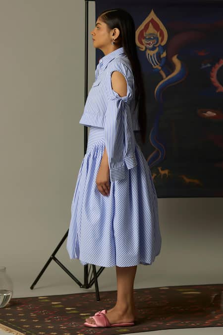 Buy Quod Blue Cotton Collared Cropped Tie-up Sleeves Shirt Online at Aza Fashions Buy_Quod_Blue Cotton Collared Cropped Tie-up Sleeves Shirt _Online_at_Aza_Fashions